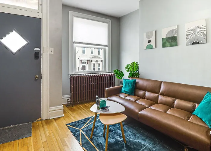 5 Mi To Dtwn Pittsburgh! Pet-friendly Unit W/ Yard Pittsburgh